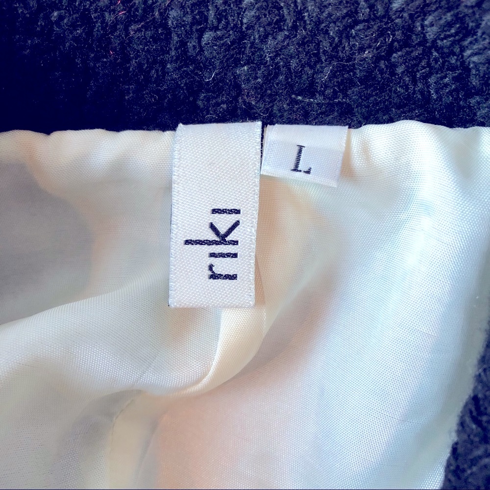 +R I K I+ Jacket - Picture 6 of 6